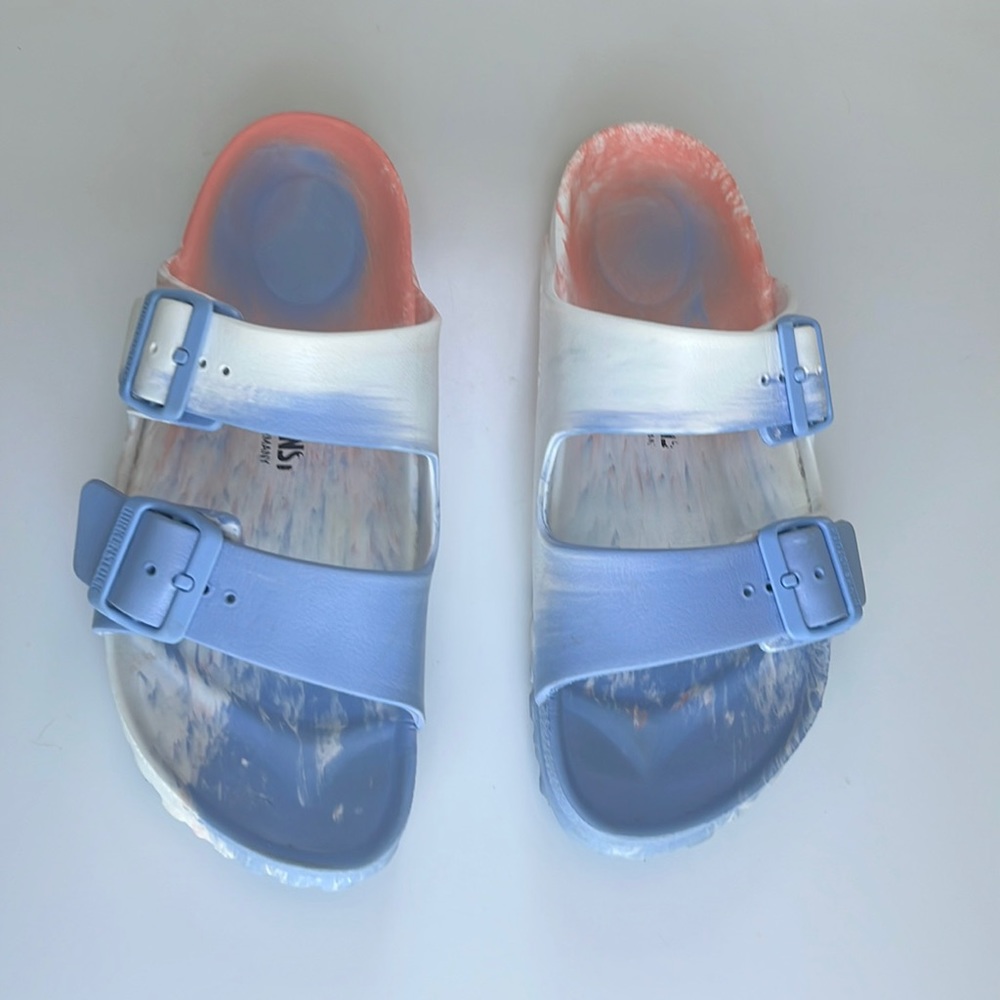 Woman’s Birkenstock Size 7 / 38
